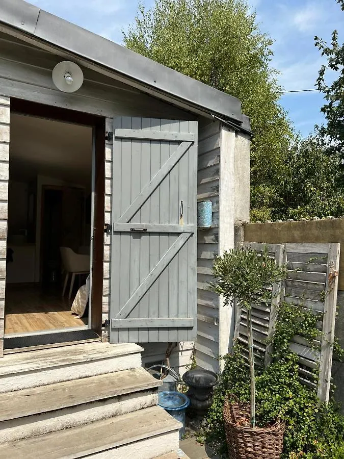 Les Chambres De Pauline Avec Spa Et Climatisation Parking Moto Albertville