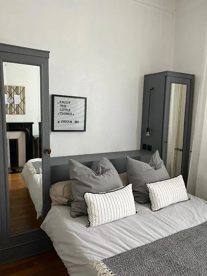Les Chambres De Pauline Avec Spa Et Climatisation Parking Moto Albertville